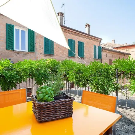 Guesthost - Casa Dell'archivolto Con Garage