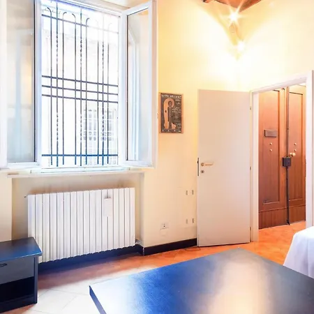 Guesthost - Casa Dell'archivolto Con Garage * Ferrara