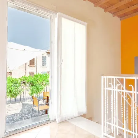 Guesthost - Casa Dell'archivolto Con Garage